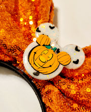 Load image into Gallery viewer, Mickey pumpkin Halloween ears