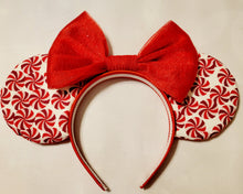 Load image into Gallery viewer, Peppermint swirl ears
