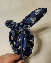 Load image into Gallery viewer, Hanukkah knotty headband
