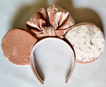 Load image into Gallery viewer, Velvet ears with puffy bow
