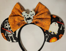 Load image into Gallery viewer, Star Wars Halloween glow in the Dark ears
